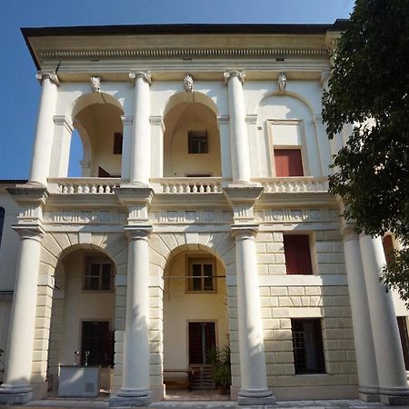 Guest House Villa Angaran San Giuseppe Басано дел Грапа Екстериор снимка