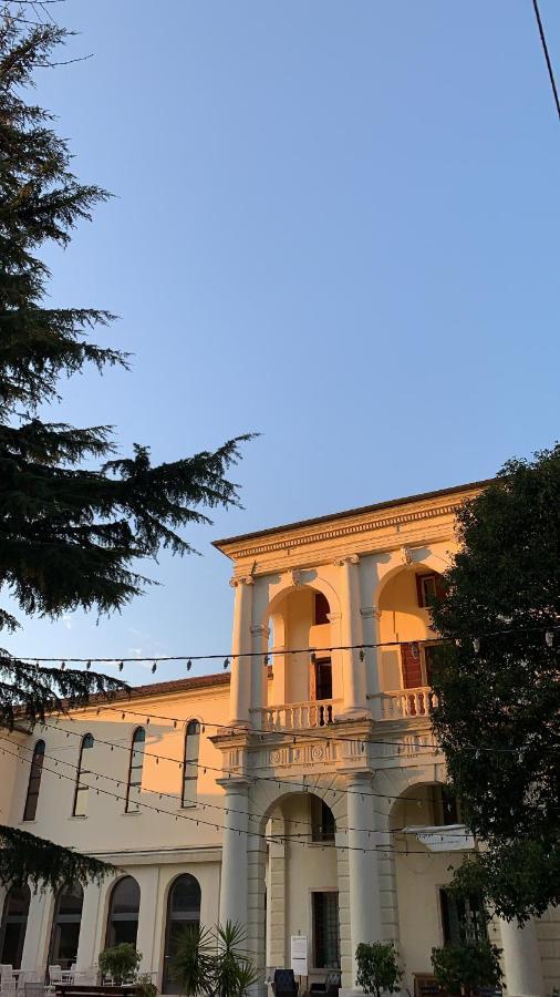 Guest House Villa Angaran San Giuseppe Басано дел Грапа Екстериор снимка